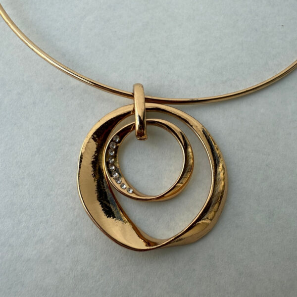 Collar Duality