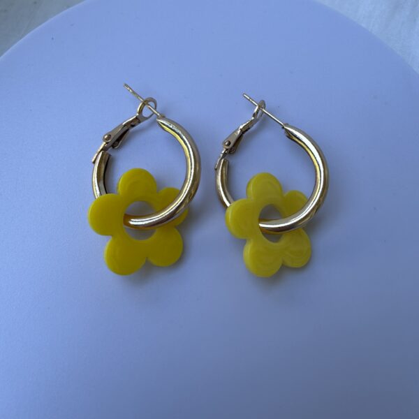 Caravana Flor Resin Yellow - Dorado