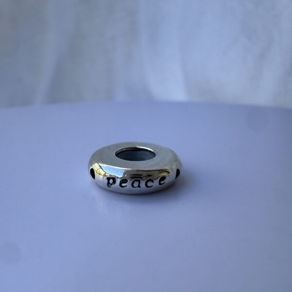 Charm Peace - Enchapado plata
